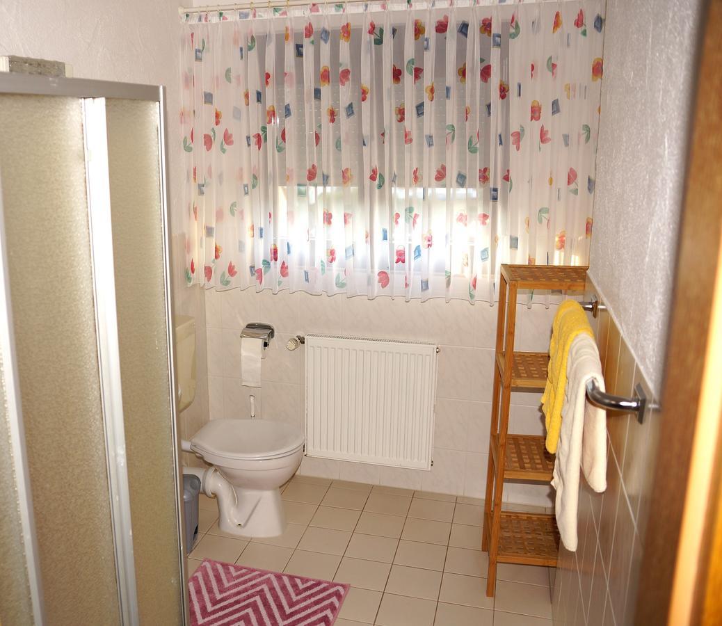 Hotel Garni Berghof Heigenbruecken Esterno foto